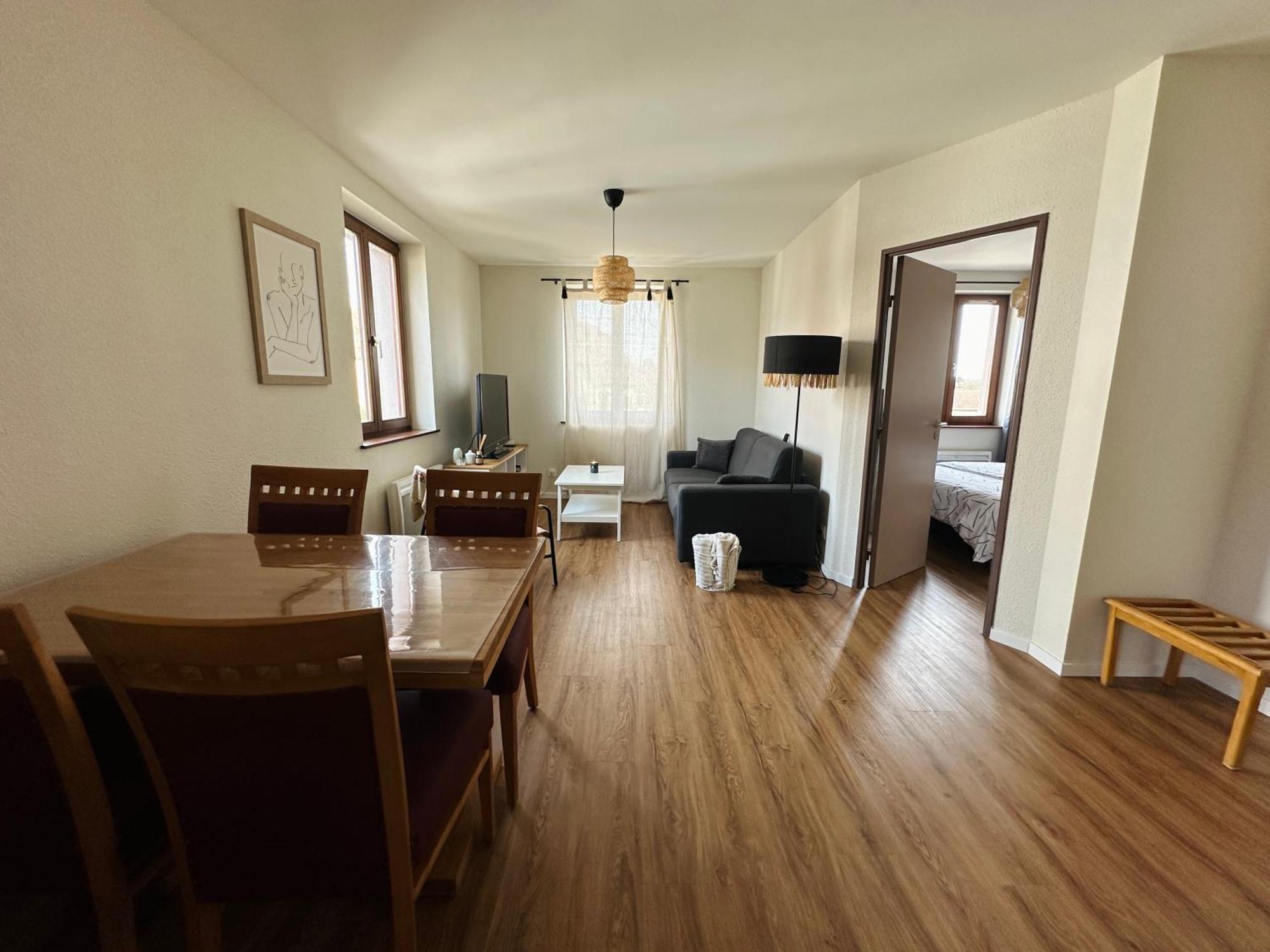 Charmant Appartement 2 Pieces Ostheim Exterior photo